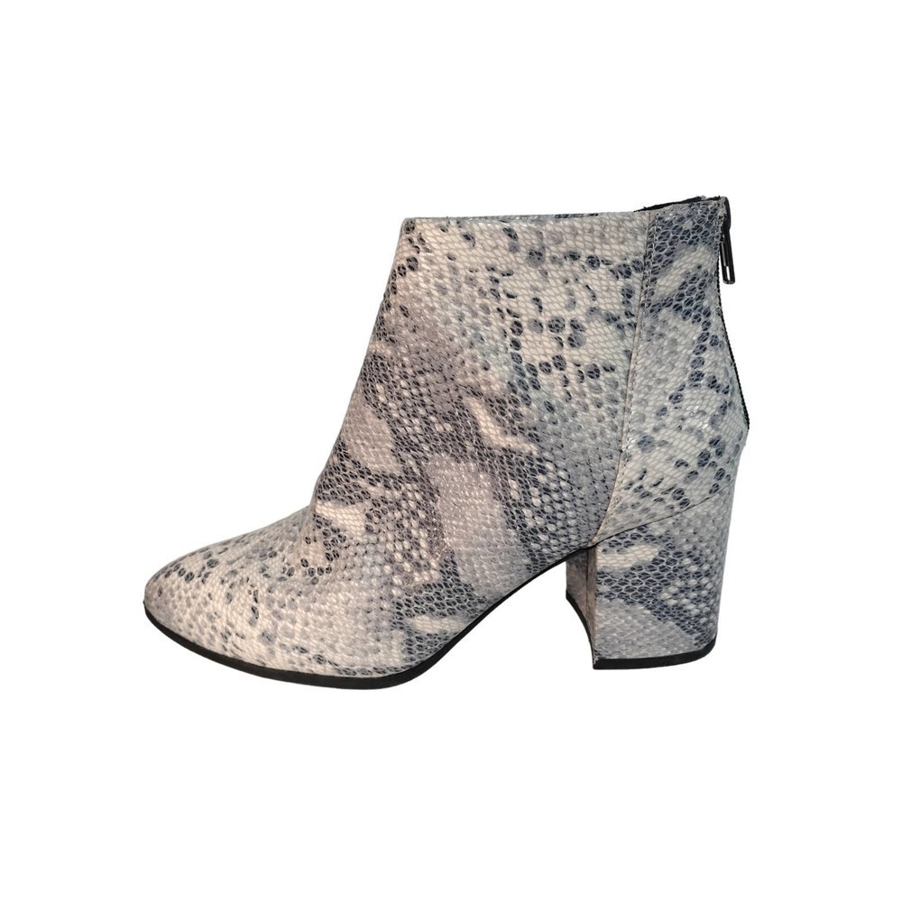 Delicious blue gray faux snake skin block heel ankle booties woman size 8.5
